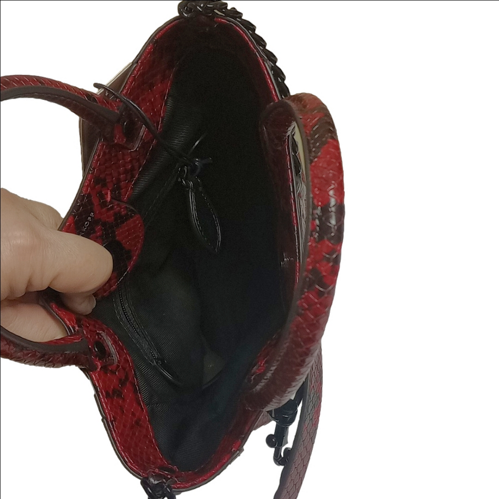 🆕 REBECCA MINKOFF "RED APPLE" SNAKE SKIN EMBOSSED LEATHER CROSSBODY CHAIN TOTE - Picture 8 of 12